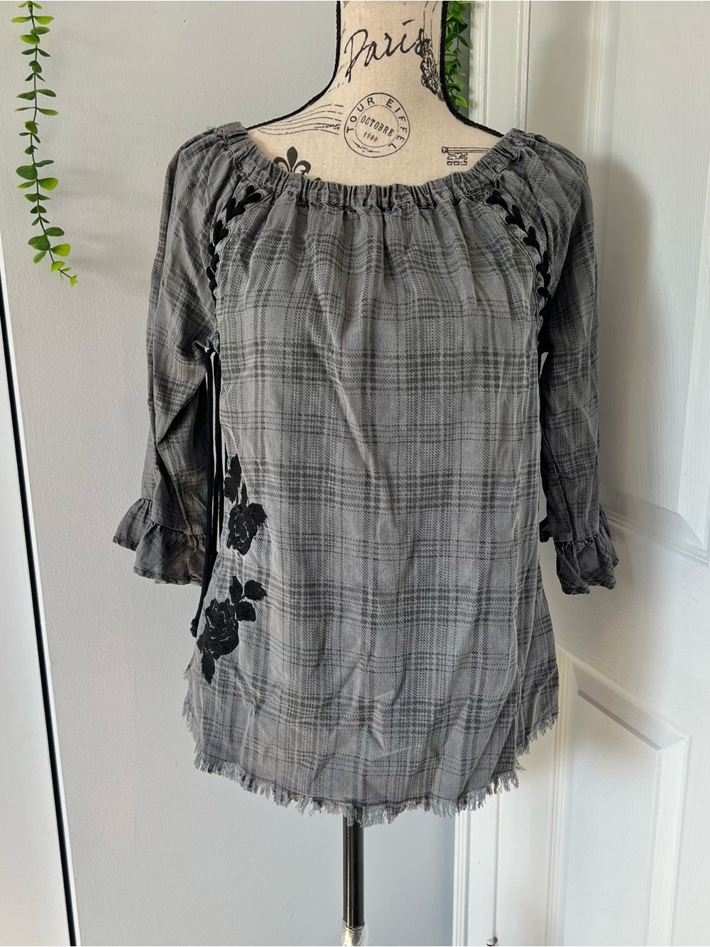 Gray Plaid Long-Sleeve Peasant Top with Black Floral Embroidery